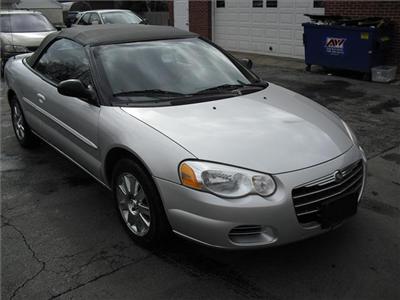 Used Chrysler Sebring 2005 : $5499