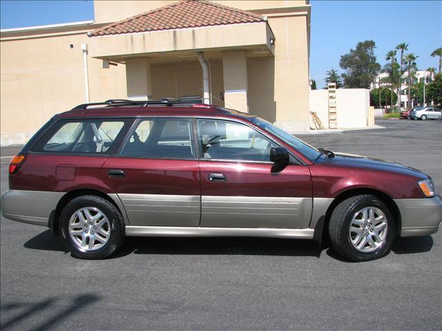 Used Subaru Outback 2001 : $7539