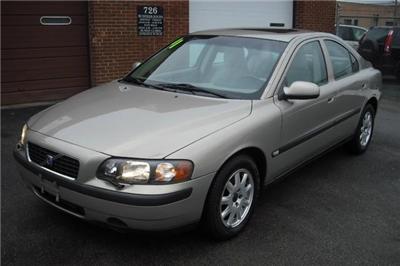 Used Volvo S60 2001 : $6997