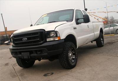 Used Ford F250 2004 : $9900