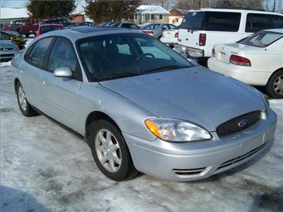 Used Ford Taurus 2006 : $4995