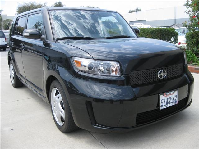 Used Scion xB 2008 : $11500