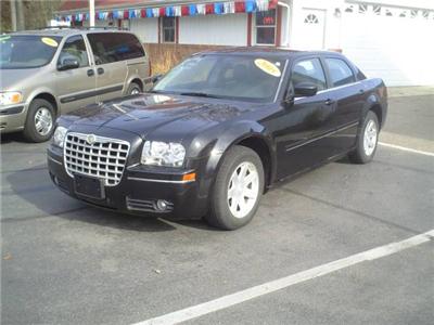 Used Chrysler 300 2005 : $15990