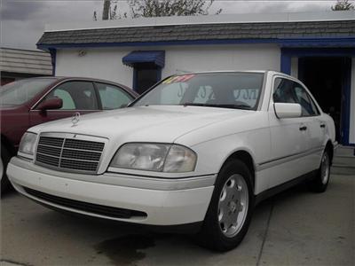 Used Mercedes-Benz CClass 1995 : $4000