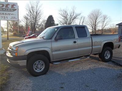 Used Chevrolet Silverado 2004 : $13900