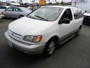 used Toyota Sienna XLE 2000 : $6500