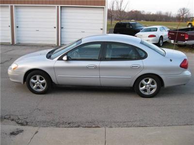 Used Ford Taurus 2003 : $4550