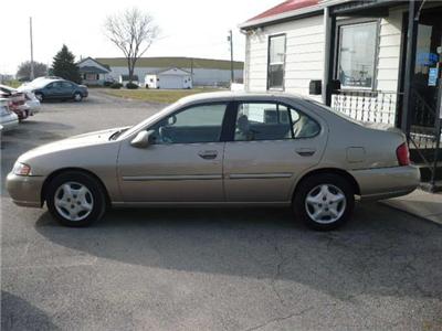 Used Nissan Altima 2000 : $4995
