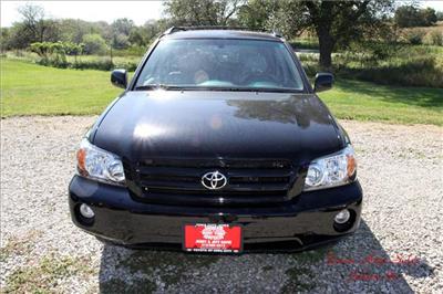 Used Toyota Highlander 2006 : $18900