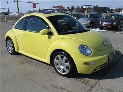 Used Volkswagen NewBeetle 2001 : $6900