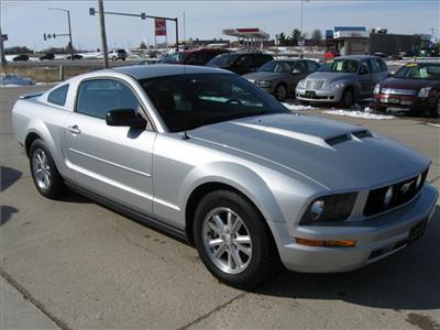 Used Ford Mustang 2007 : $10900