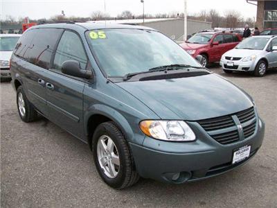 Used Dodge GrandCaravan 2005 : $9995