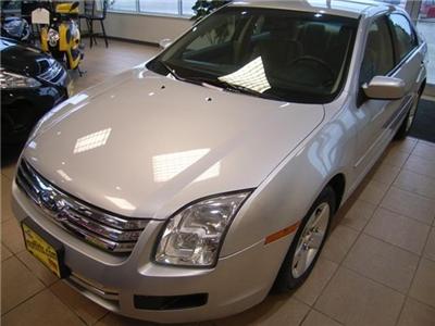 Used Ford Fusion 2006 : $10996