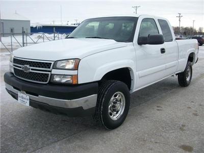 Used Chevrolet Silverado 2005 : $13950