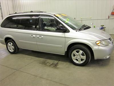 Used Dodge GrandCaravan 2005 : $9425