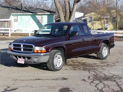 Used Dodge Dakota 2004 : $9750