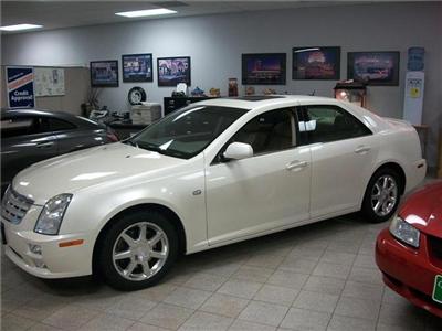 Used Cadillac STS 2005 : $16900