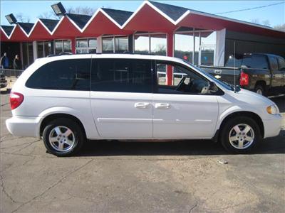 Used Dodge GrandCaravan 2005 : $6995
