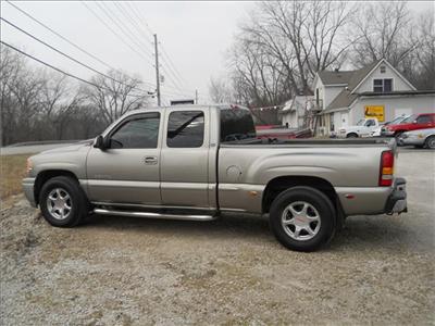 Used GMC Sierra 2002 : $10500