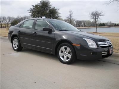 Used Ford Fusion 2007 : $11777