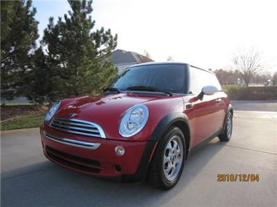 Used Mini Cooper 2005 : $11900
