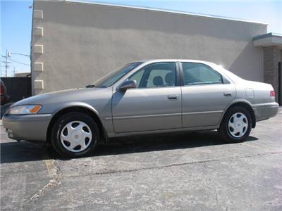 Used Toyota Camry 1997 : $3295