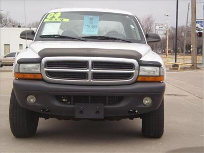 Used Dodge Dakota 2004 : $10495
