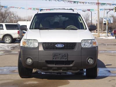 Used Ford Escape 2005 : $9995