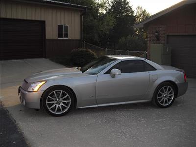 Used Cadillac XLRV 2006 : $43995