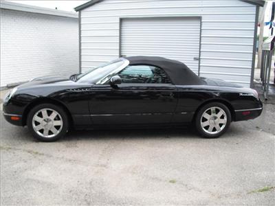Used Ford Thunderbird 2002 : $13995