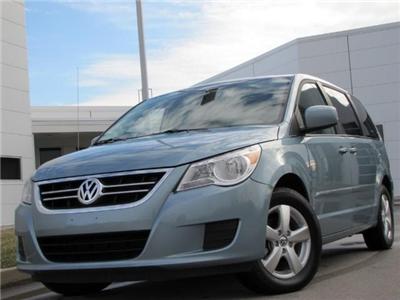 Used Volkswagen Routan 2010 : $26985
