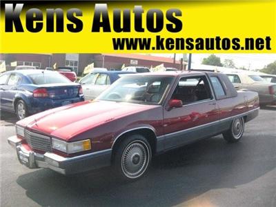 Used Cadillac Fleetwood 1990 : $3900