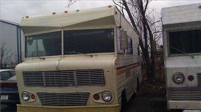 Used Winnebago Chiefton 1976 : $4495