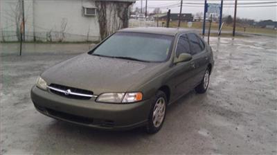 Used Nissan Altima 1998 : $4495