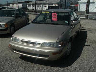 Used Toyota Corolla 1996 : $3450