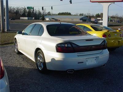 Used Pontiac Bonneville 2005 : $9990