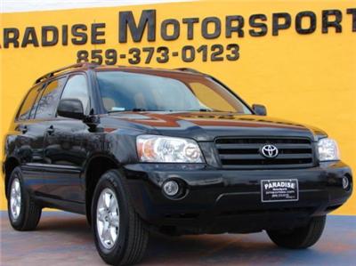 Used Toyota Highlander 2006 : $15900