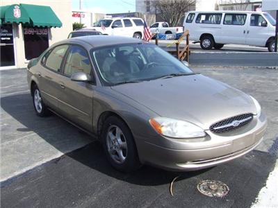 Used Ford Taurus 2003 : $5987