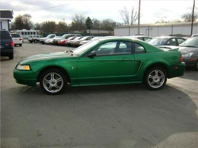 Used Ford Mustang 2000 : $5000