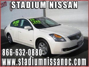 used Nissan Altima Hybrid 2009 : $17885