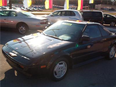 Used Toyota MR2 1986 : $4900