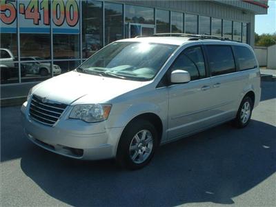 Used Chrysler TownCountry 2008 : $18888
