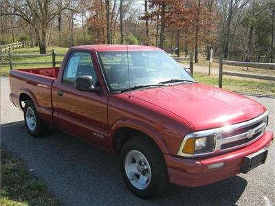 Used Chevrolet S10 1997 : $3950