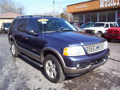 Used Ford Explorer 2004 : $8995