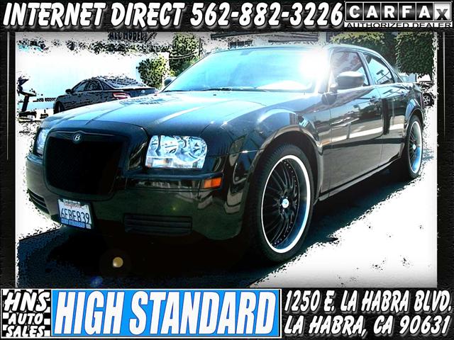 Used Chrysler 300 2009 : $17979