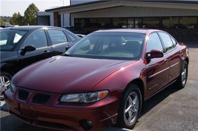 Used Pontiac GrandPrix 2002 : $6800