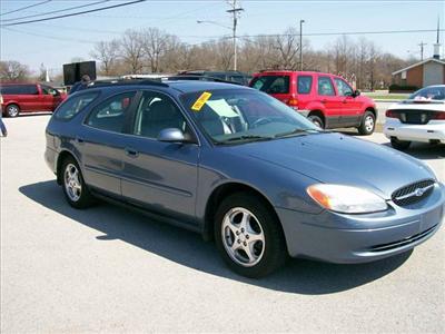 Used Ford Taurus 2000 : $3995