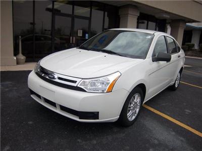 Used Ford Focus 2010 : $15995