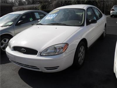 Used Ford Taurus 2004 : $6495