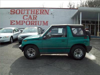 Used Geo Tracker 1994 : $1950